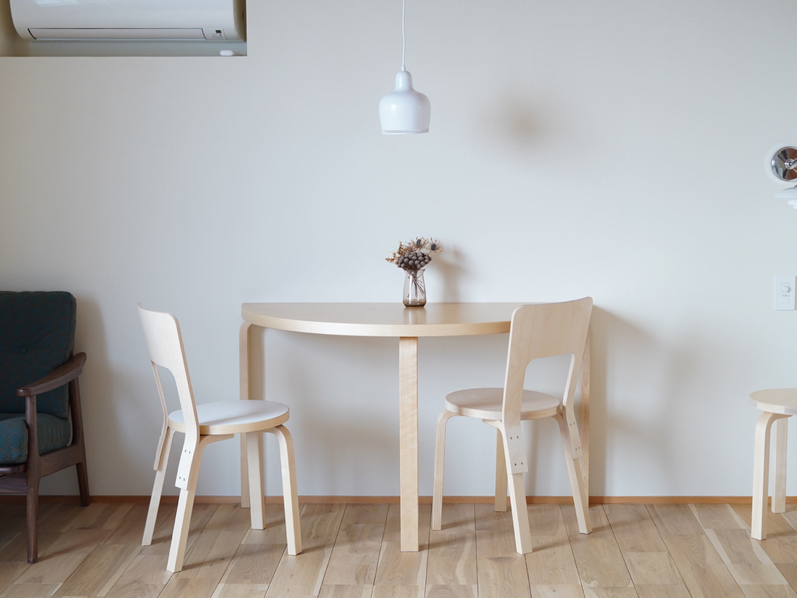 artek (アルテック) テーブル 95 W120×D60×H72cm 半円形 / ナチュラル