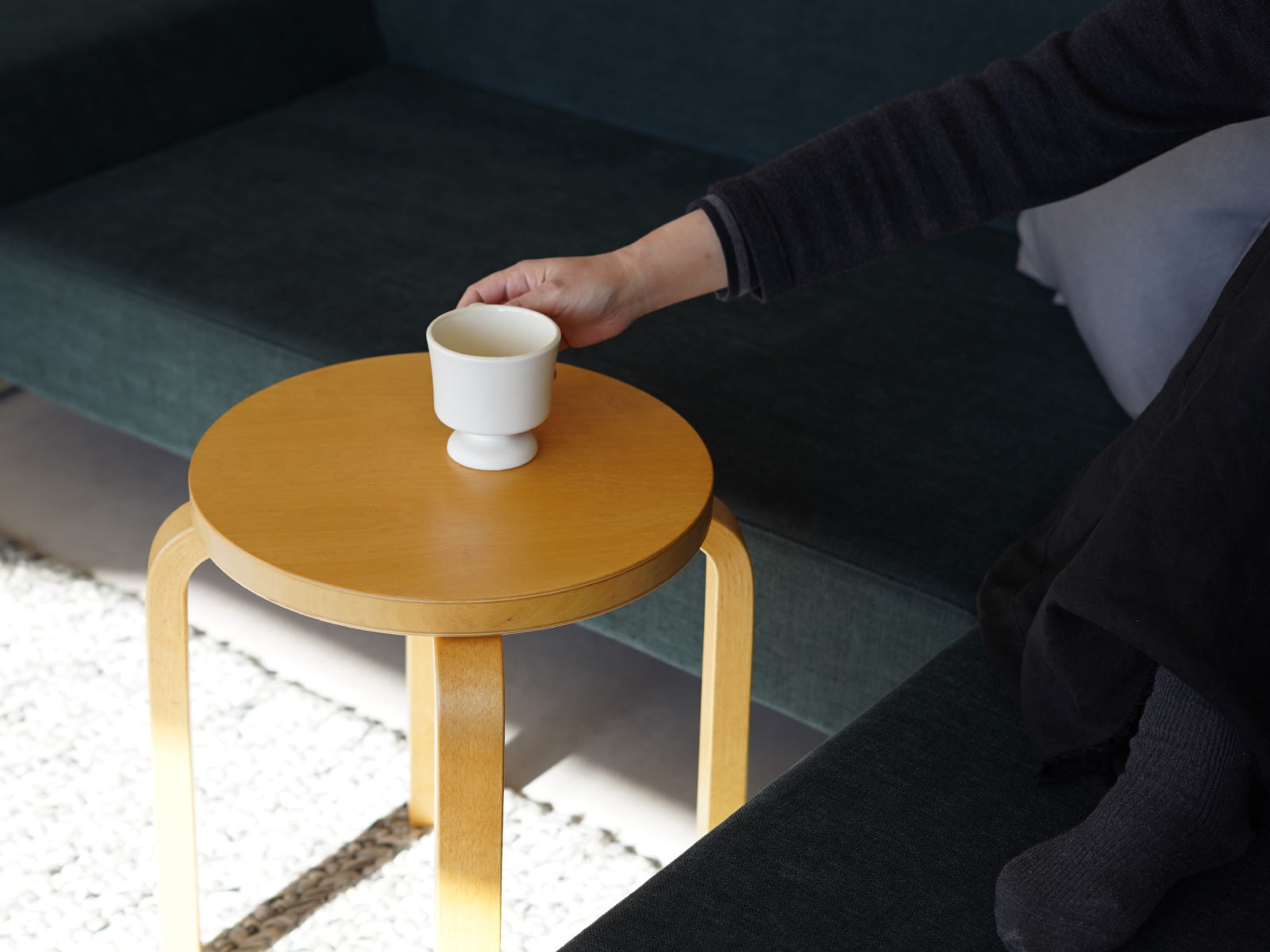 artek (アルテック) STOOL E60（スツールE60） 4本脚 ハニーステイン