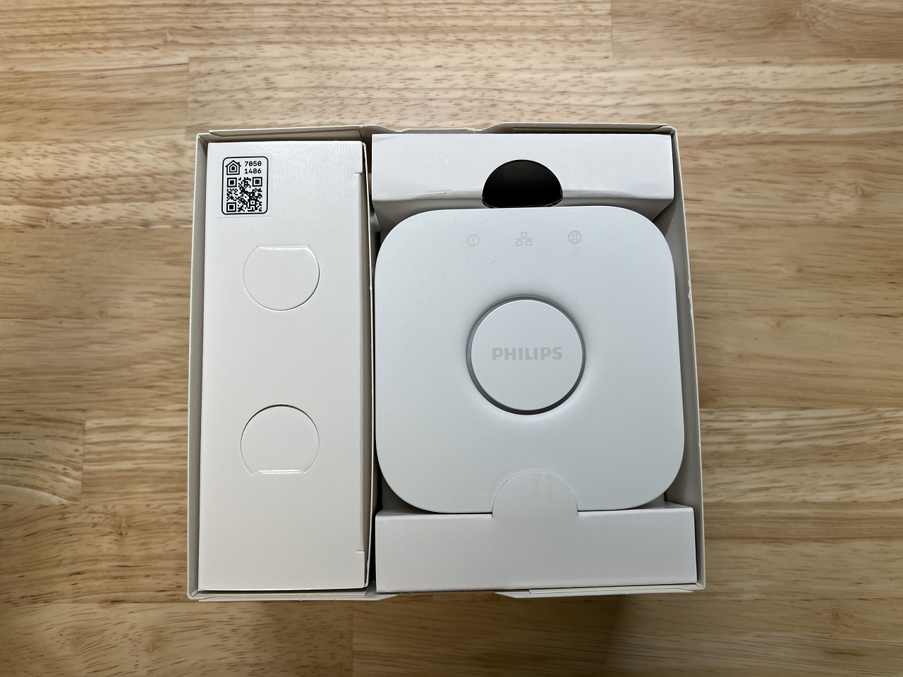 Philips HueにはHueブリッジが必須アイテム！スマートライトを