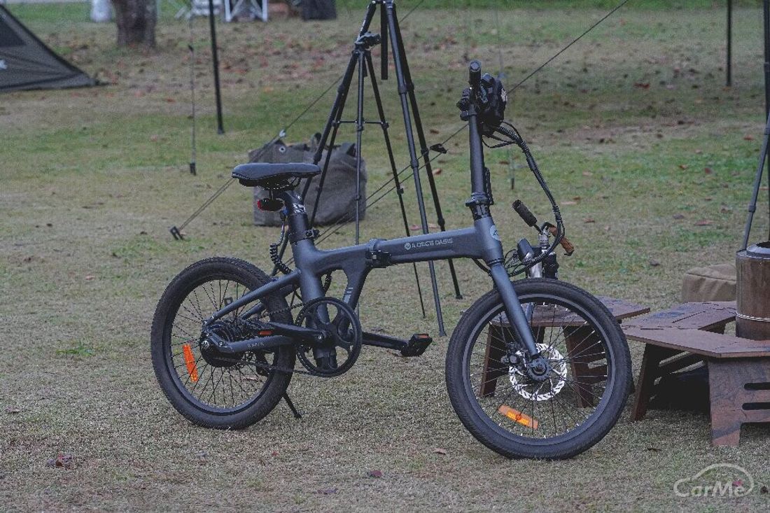 新しいモビリティの未来がここに！ADO電動アシスト自転車で、シンプル
