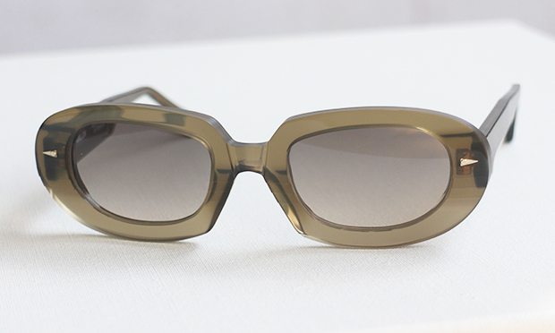 AHLEM(アーレム) オーバルシェイプの限定生産サングラス ”Lombards” D