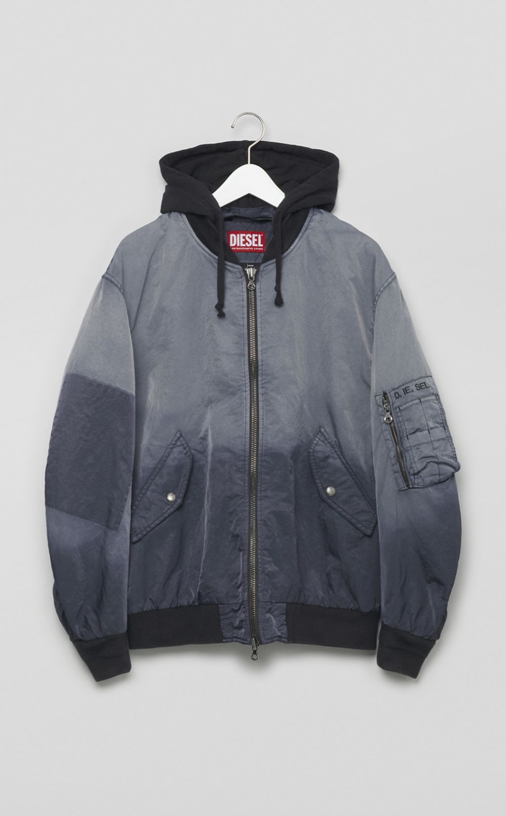 DIESEL｜グラデーションMA-1ブルゾン