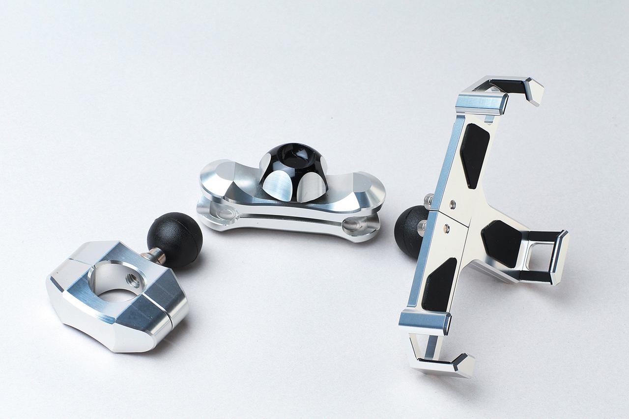 工芸品」といえる品質の二輪用スマホホルダー！ サインハウスの