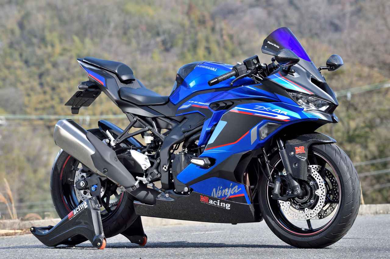 マジカルレーシングがカワサキ「Ninja ZX-4R」シリーズ用のカーボン