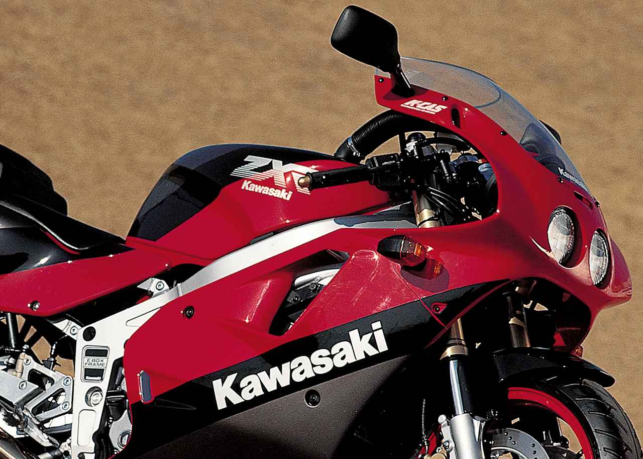 カワサキ「ZXR400」の系譜｜最後発ながら奮闘した直4レプリカ【バイク