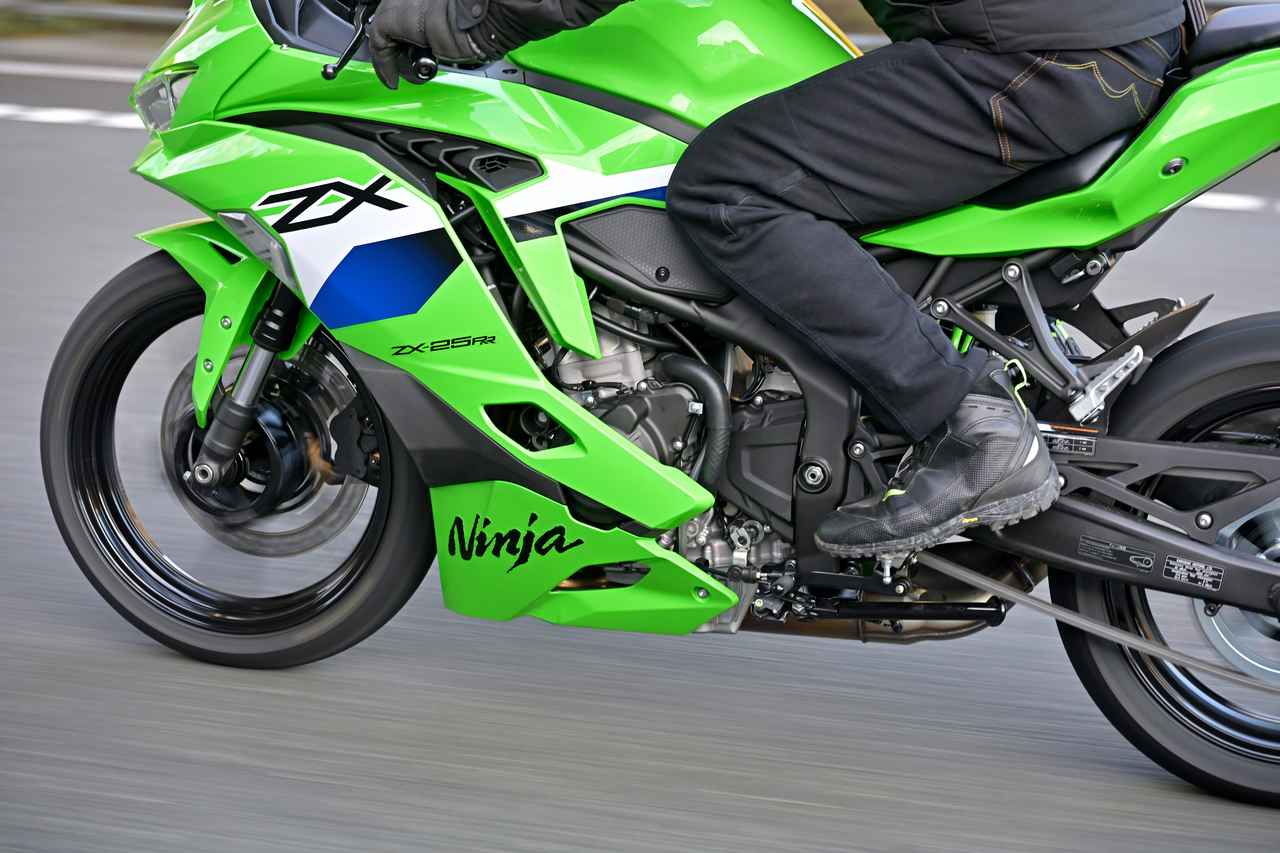 Ninja ZX-25RRで旅を愉しむ｜250cc・4気筒スーパースポーツの