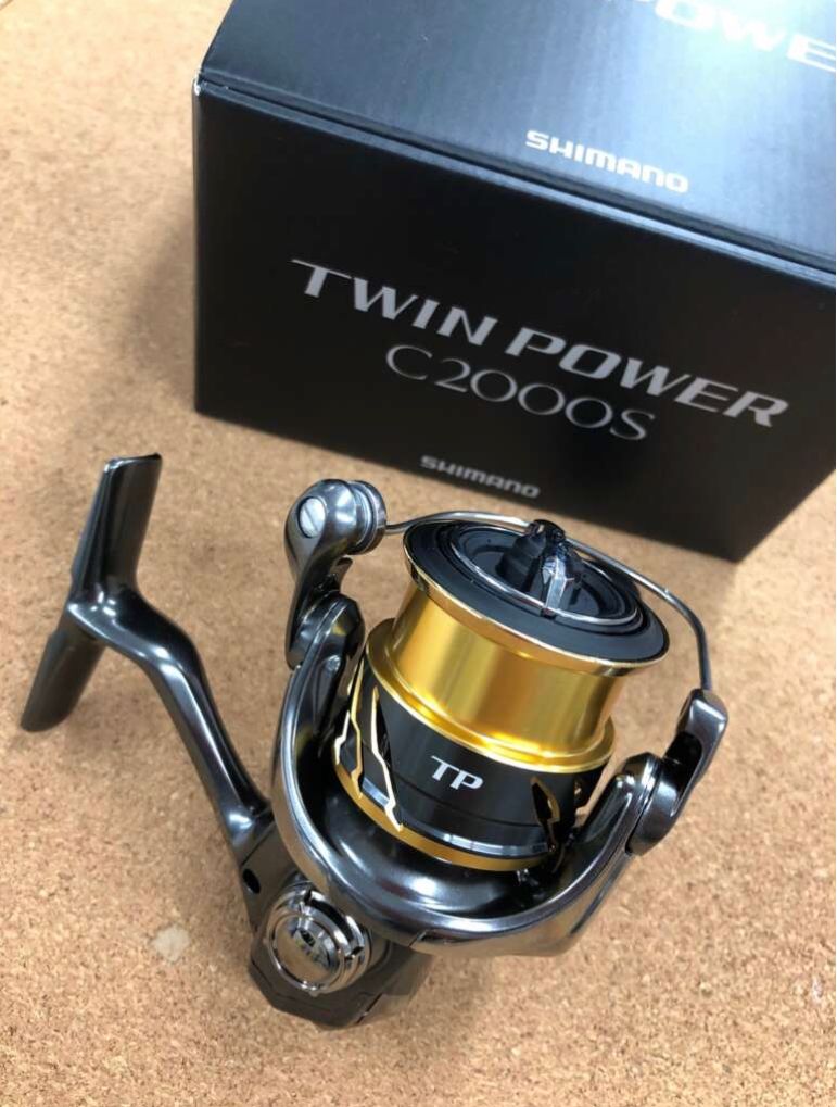 SHIMANO 20ツインパワー C2000Sの最安値・インプレ・釣果 | 本音の