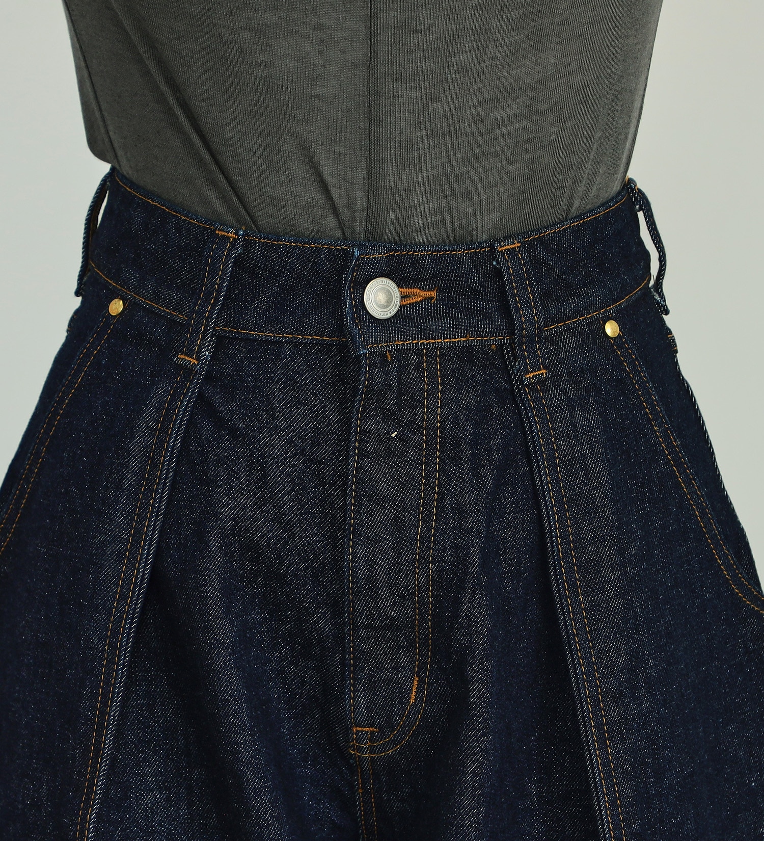 期間限定SALE】atelier SOMETHING TUCK BALLOON WIDE/タックバルーン