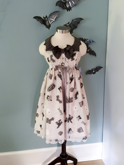 Halloween Treats Special Limited Color OP by Angelic Pretty