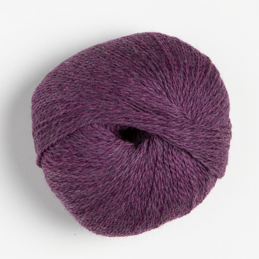 Huckleberry Heather Yarn – Rich, Cozy Purple Shade