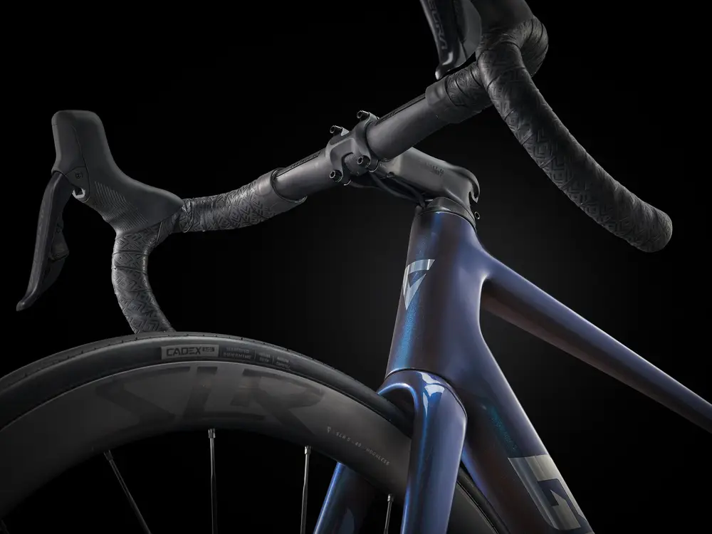 2025 Giant TCR Advanced Pro 0 Di2 – Specs, Comparisons, Reviews