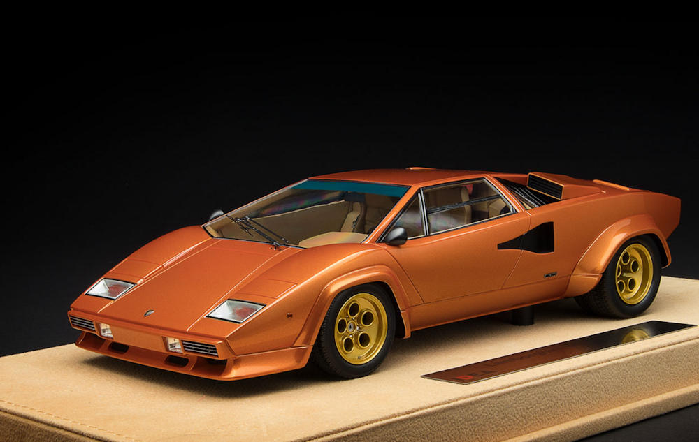 REVIEW: Make Up | IDEA Lamborghini Countach LP400S