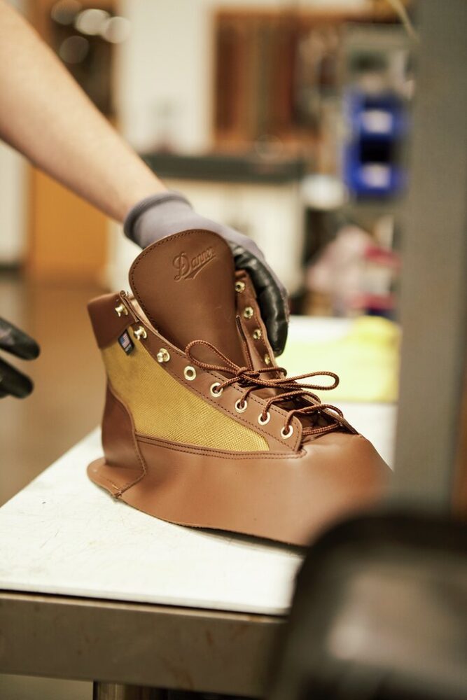 GORE-TEX BOOTIE”で世界を変えた稀有な存在「DANNER（ダナー）」の