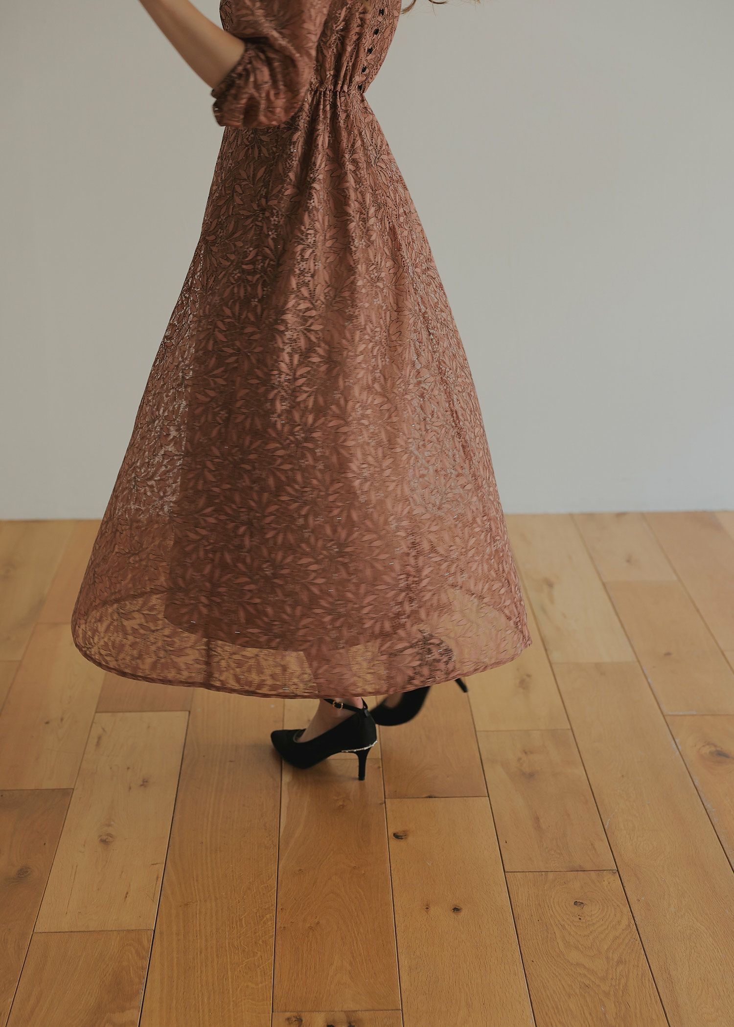 ギャザースリーブフラワードレス｜DorryDoll