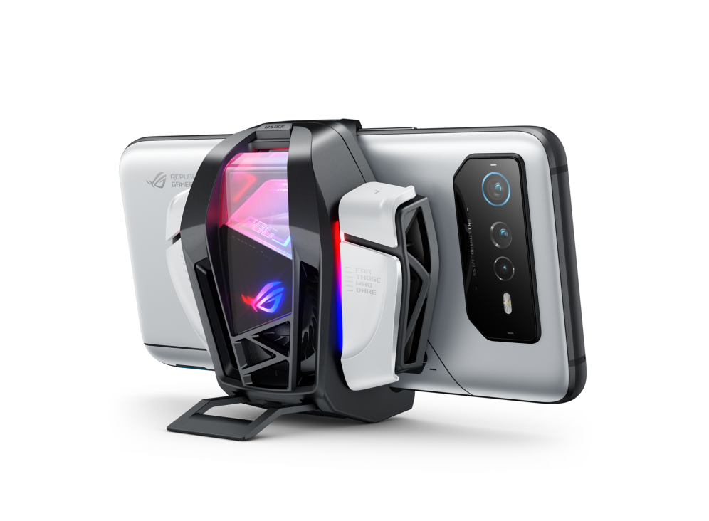 AeroActive Cooler 6 | Docks, Dongles and Cables | Gaming Docks