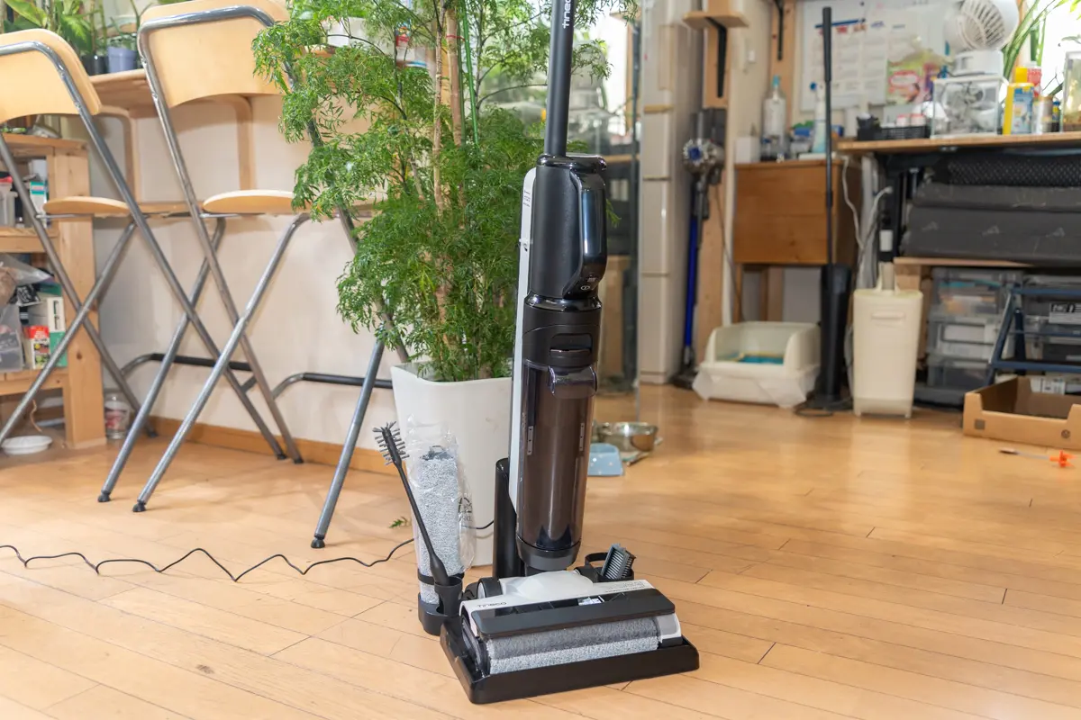 Tinecoのスティック型水拭き掃除機のフラッグシップモデルがMakuakeで