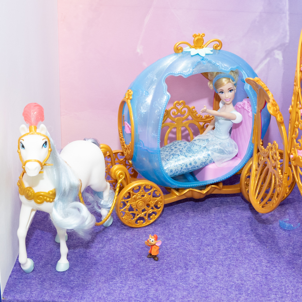 希少 ディズニー カボチャの馬車 シンデレラ ガラス細工 フィギュア