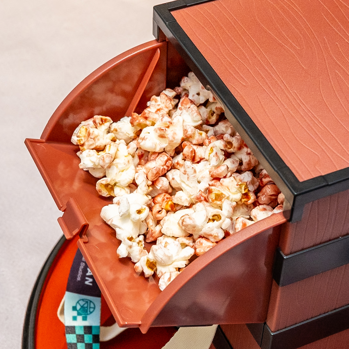 実食レポ】木箱に入った禰豆子がポップコーンバケツに！ユニバーサル