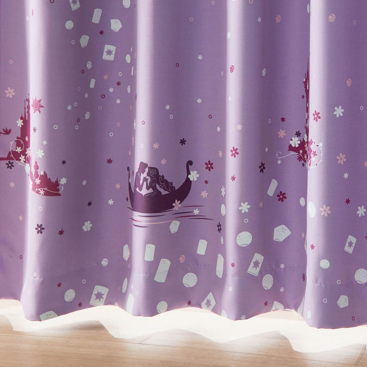 幻想的な『塔の上のラプンツェル』アート！ベルメゾン ディズニー