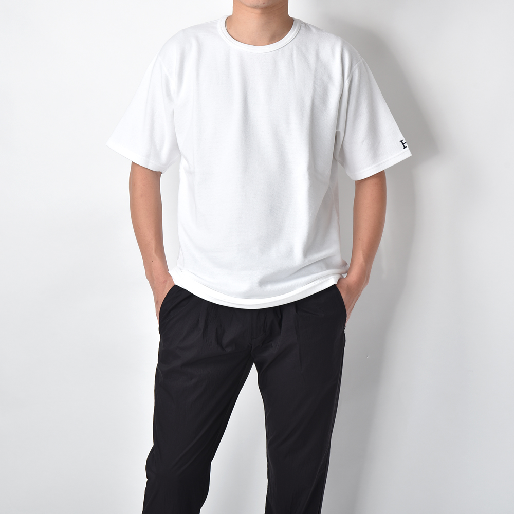定番もゆったりシルエット仕様に！！H.R.MARKET ストレッチフライス
