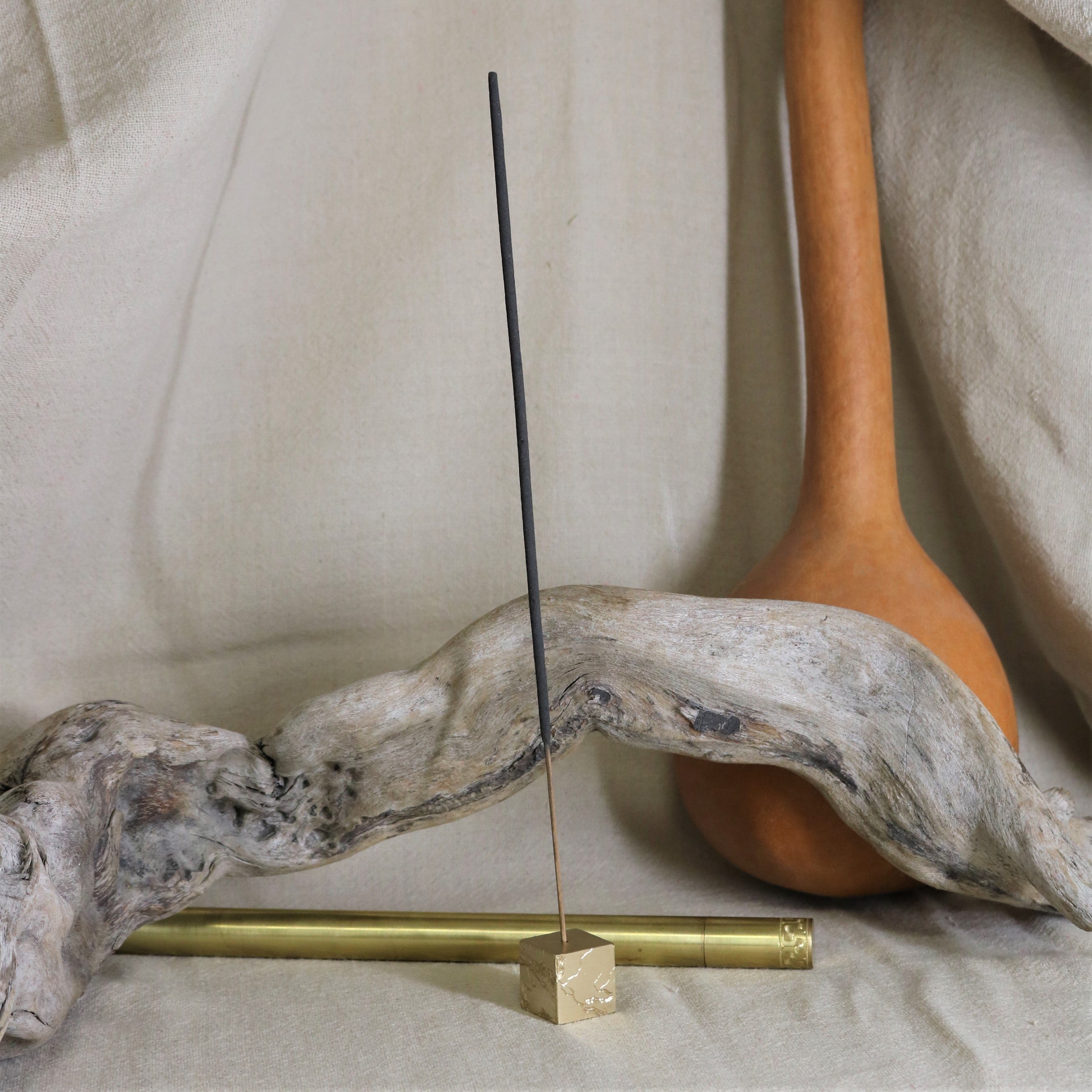 Brass Incense Stand.(BONG PSY) – echoes brand