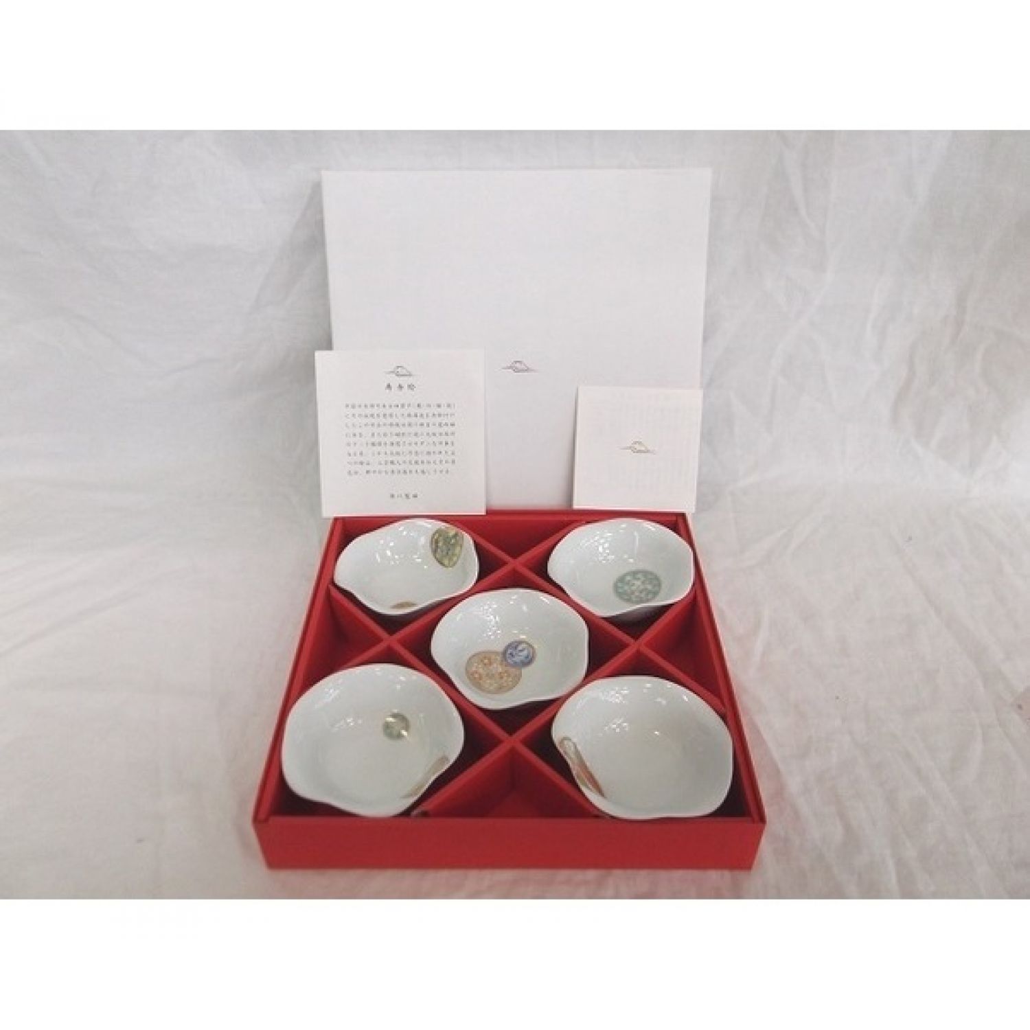 深川製磁 (フカガワセイジ) 小鉢 寿赤絵 5Pセット｜トレファクONLINE