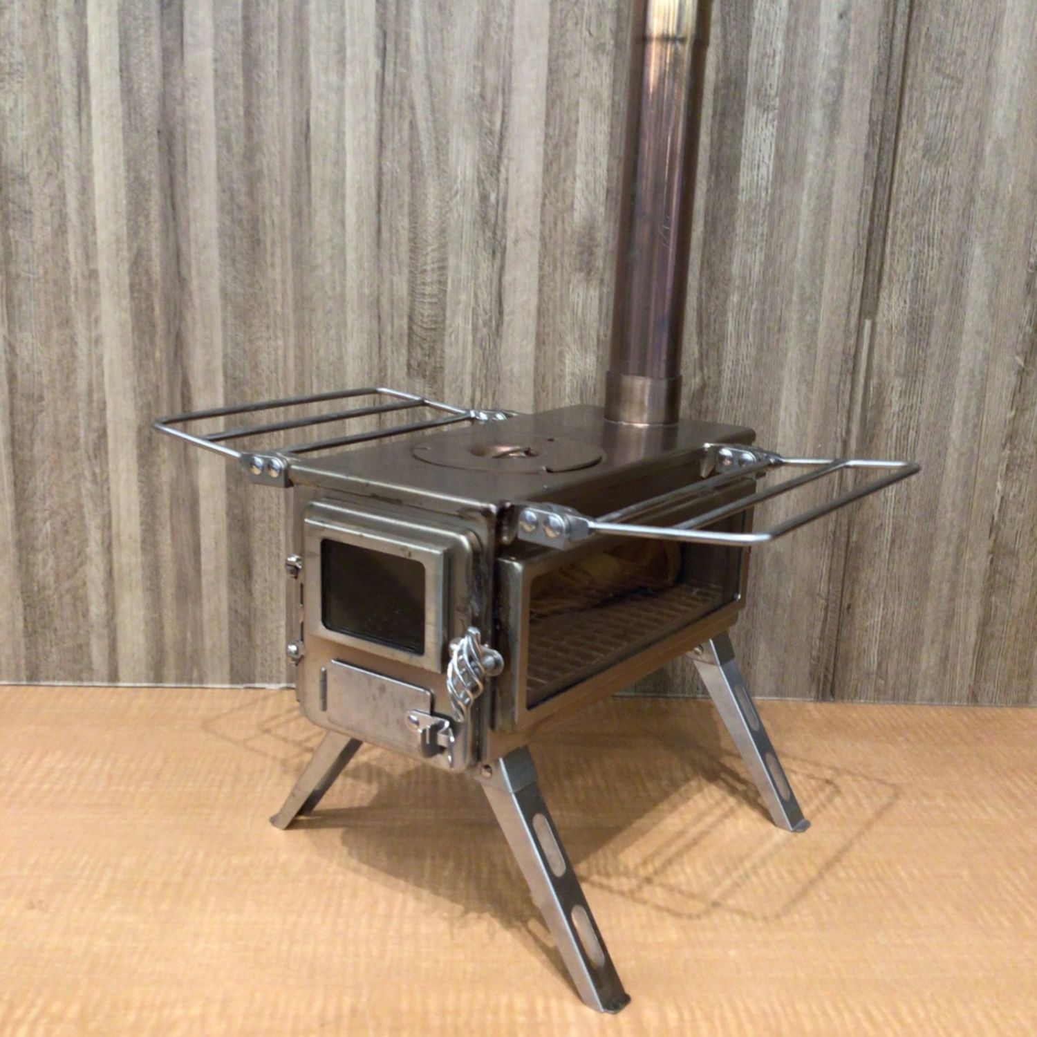 WINNERWELL (ウィンナーウェル) 薪ストーブ ノマドビュー Sサイズ