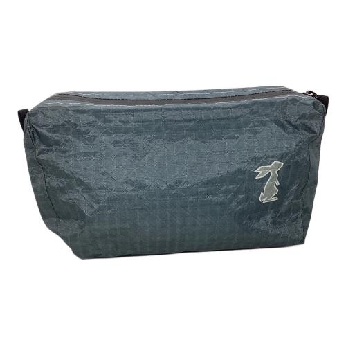 HIGH TAIL DESIGNS (ハイテイルデザイン) ショルダーバッグ グレー