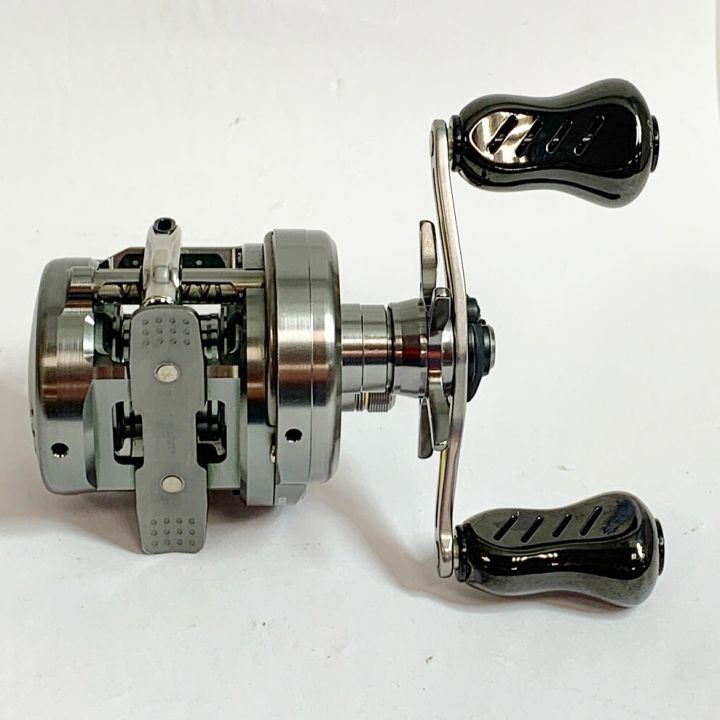 SHIMANO シマノ 17カルカッタコンクエストBFS スプール/ハンドルノブ