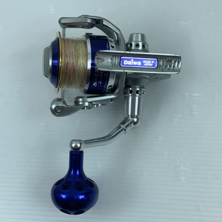DAIWA ダイワ スピニングリール 程度C ベール下がり SALTIGA Z 4500