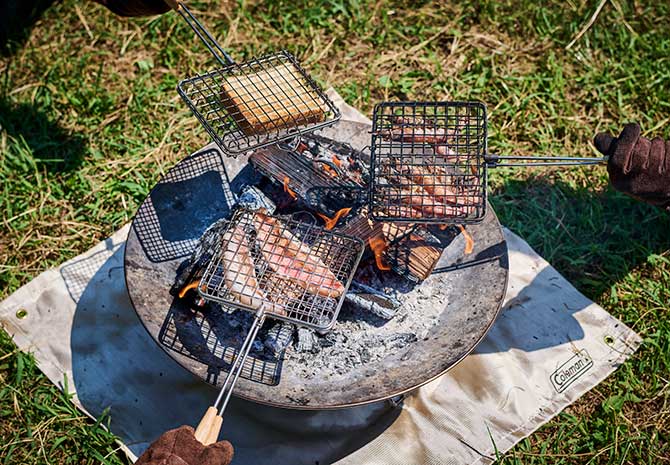秋冬キャンプをより満喫できる調理アイテム | アウトドア用品