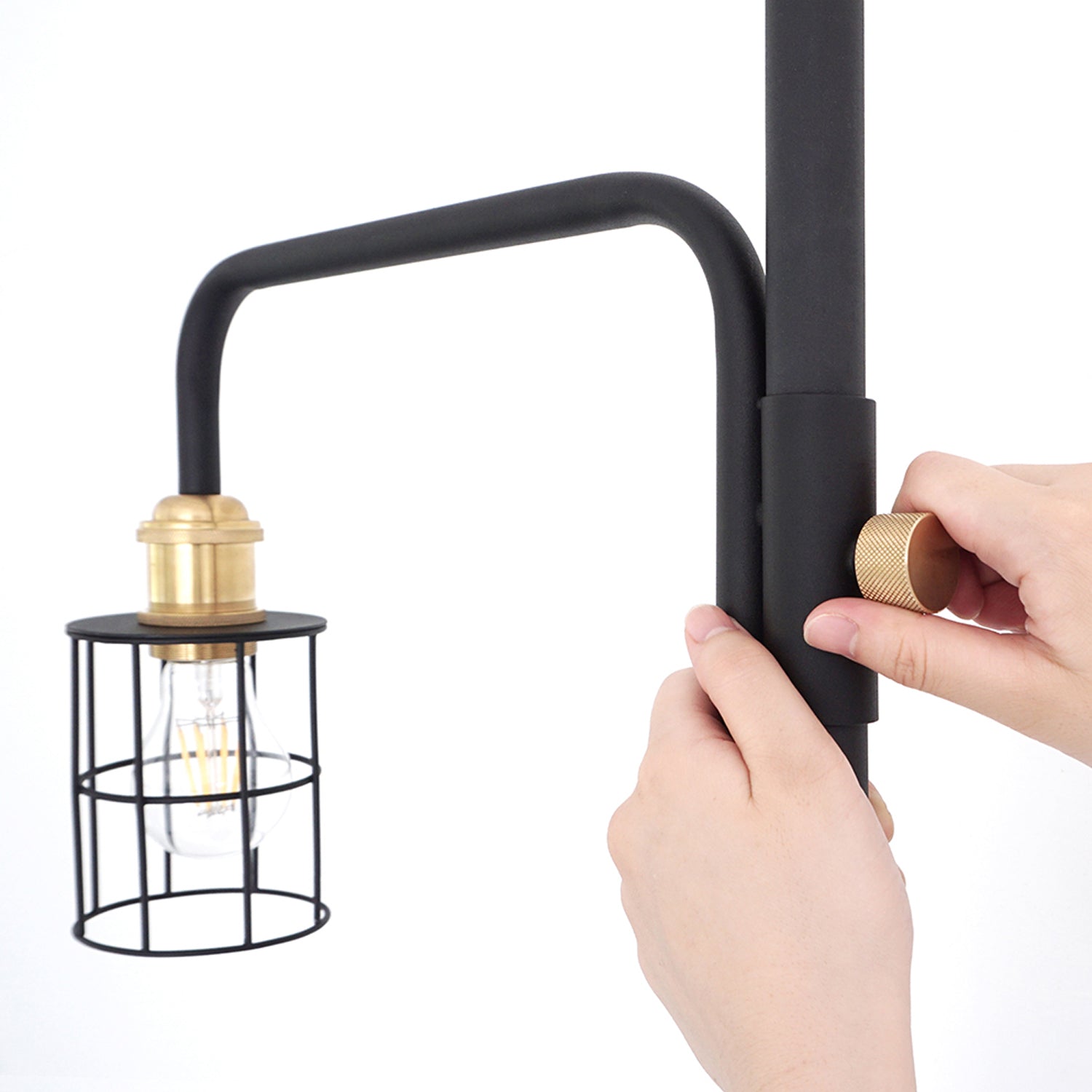 Lamp Arm L Black 縦取付 D-BLL-BK｜平安伸銅工業オンラインショップ