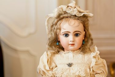 ビスク・ドールの世界に酔いしれて ～女性たちを虜にしたジュモーの