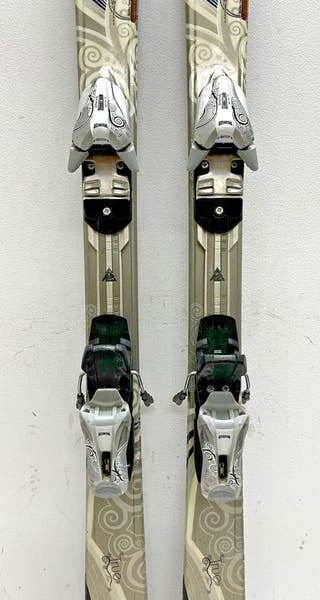 K2 T:Nine True Luv 156cm 119-72-103 r=12m Women's Skis Marker