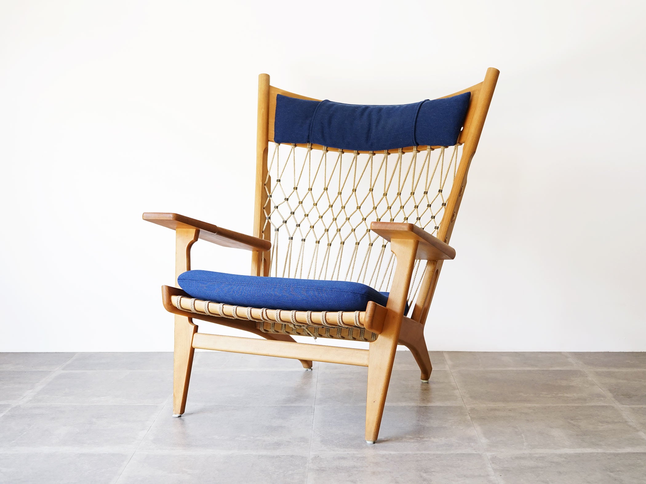 Hans J. Wegner（ハンスJ.ウェグナー) JH719 イージチェア webチェア
