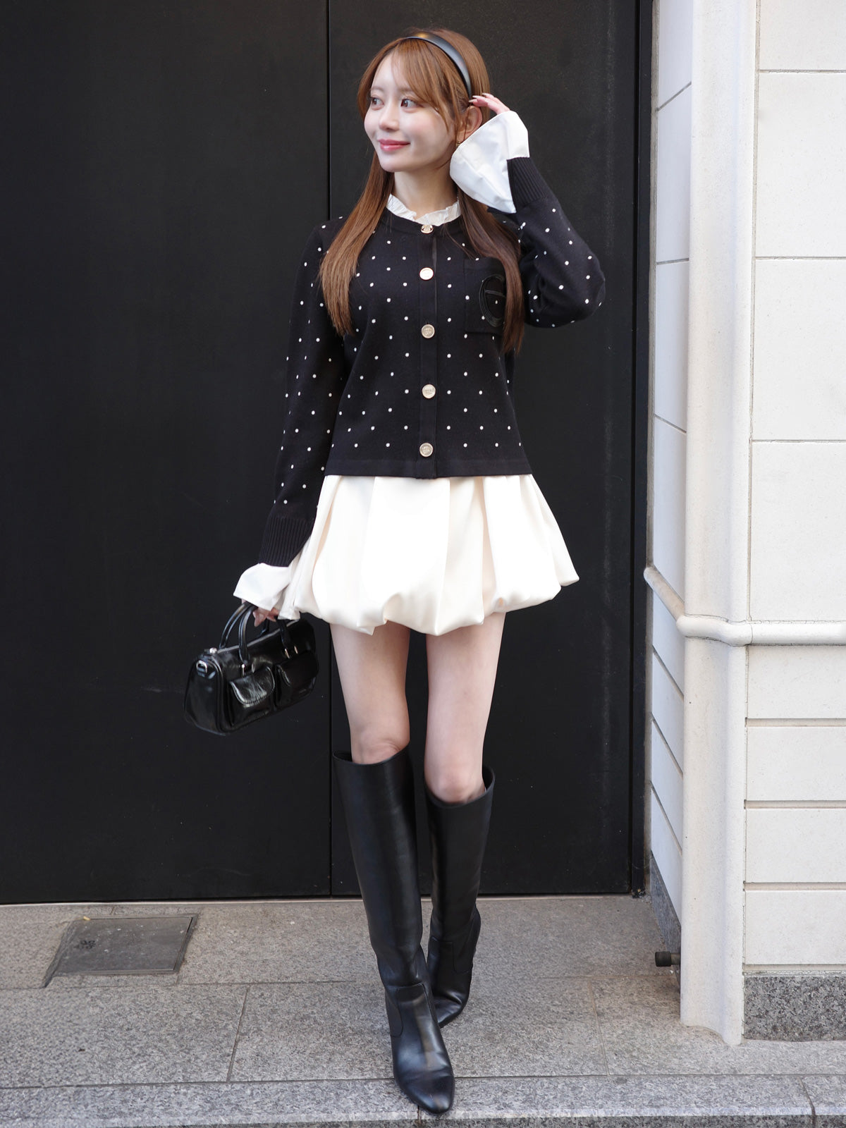 サテンバルーンスカート