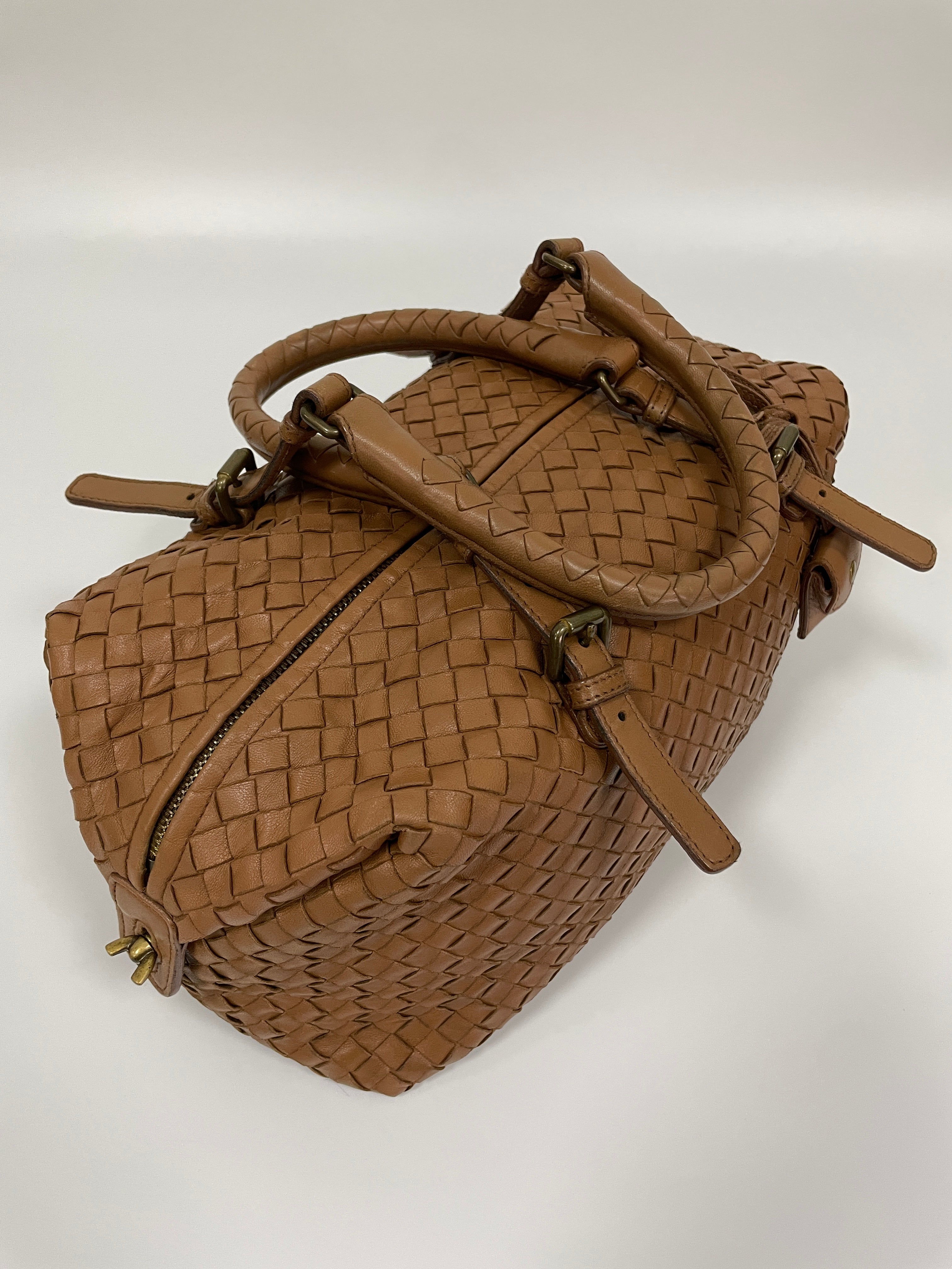Bottega Veneta Intrecciato Montaigne Bag in Brown Leather