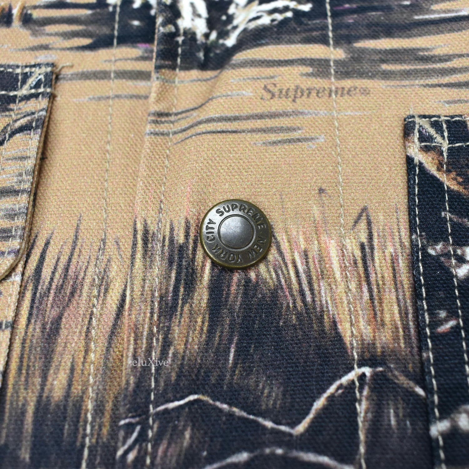 Supreme - Dogs and Ducks Print Chore Coat (Beige) – eluXive