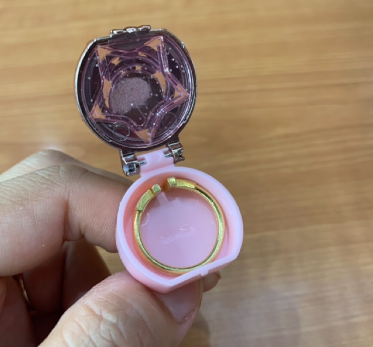 セリア】え!? 大人も夢中！キラキラひみつリングと懐かしのセボン