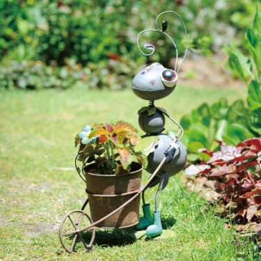 伸びすぎ植物をフラワーポットに入れたらおしゃれに大変身