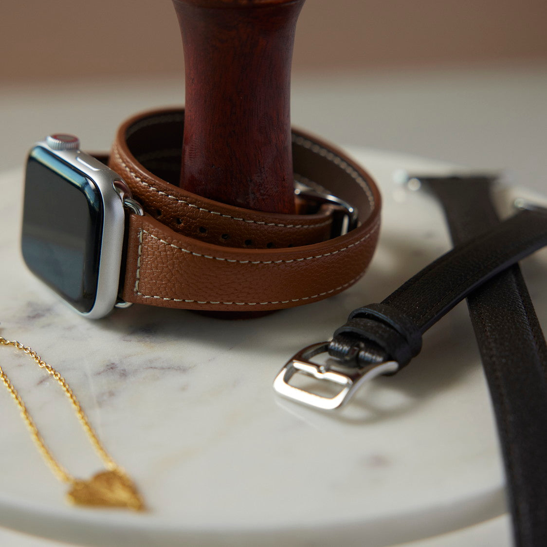 Apple Watch / アップルウォッチ用 ドゥーブルレザーバンド42mm 41mm