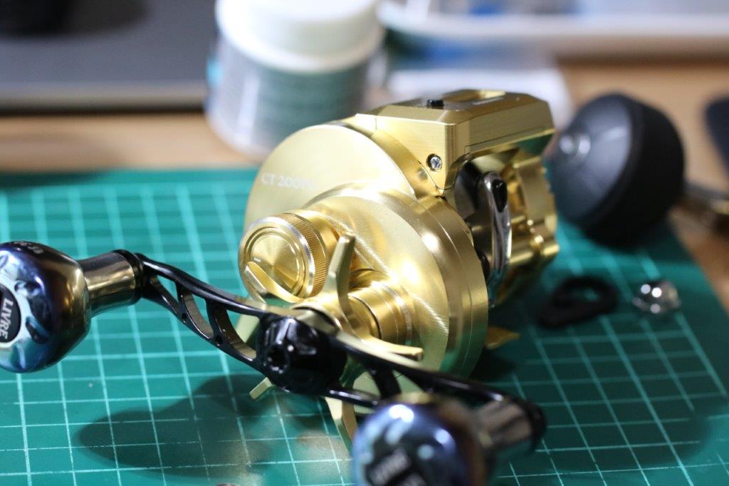 オーバーホール依頼 18オシアコンクエストCT 200PG 社外ハンドル