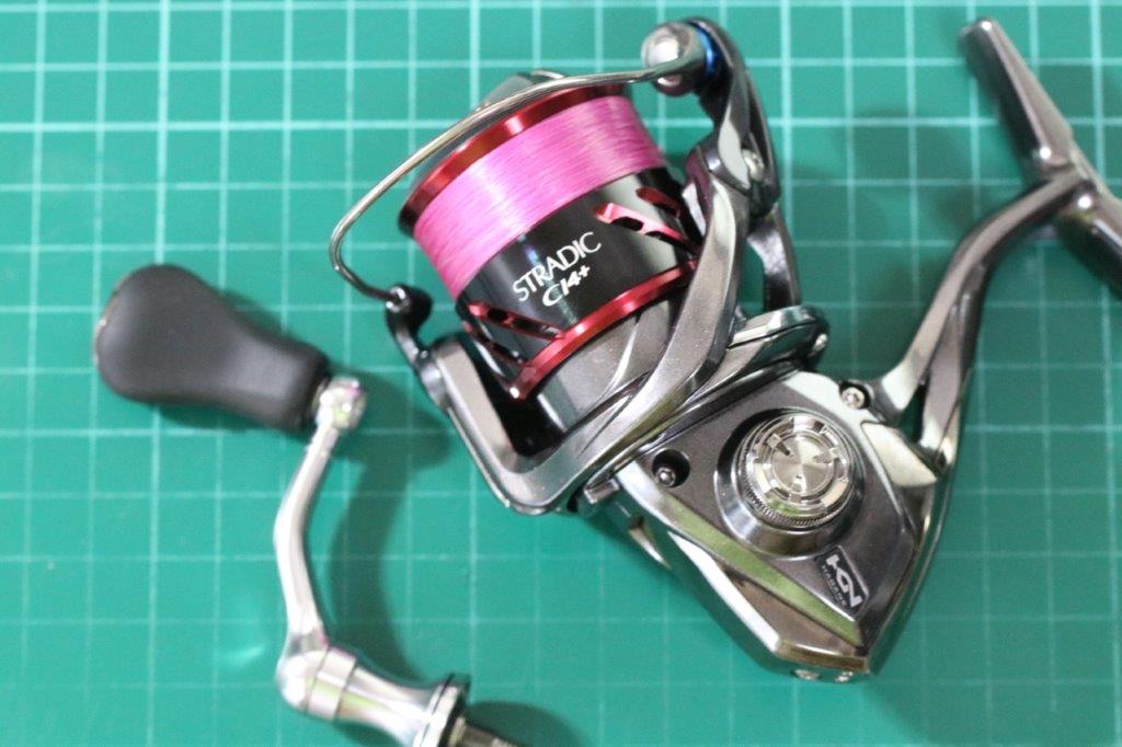 シマノ 16 ストラディック CI4+ C2000S 替えスプール付き