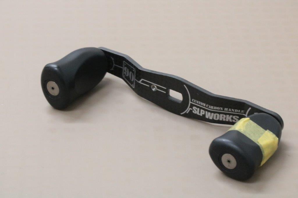 SLP WORKS カスタムカーボンハンドルのハンドル軸の交換 | リール