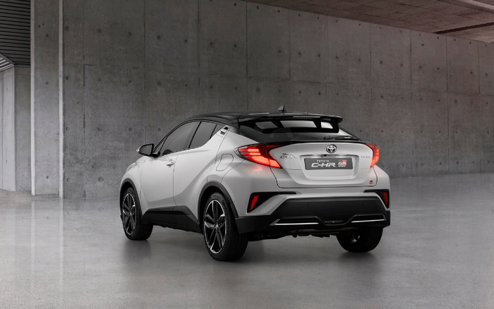 Meet The All-New 2021 Toyota GR Sport C-HR Hybrid| Vertu