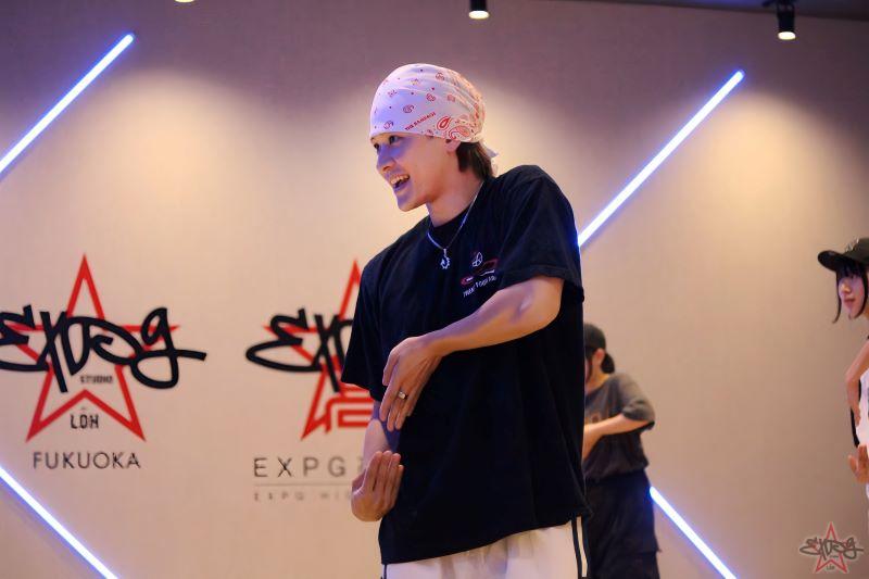 岩谷翔吾 来校!! - ニュース - お知らせ || EXPG STUDIO