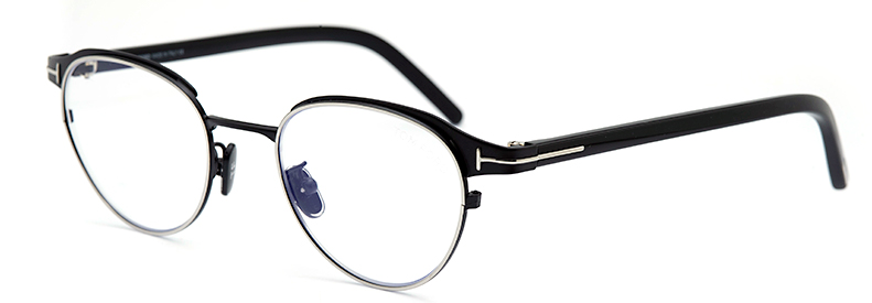 新光堂｜トムフォード「2022AWニューコレクション」より