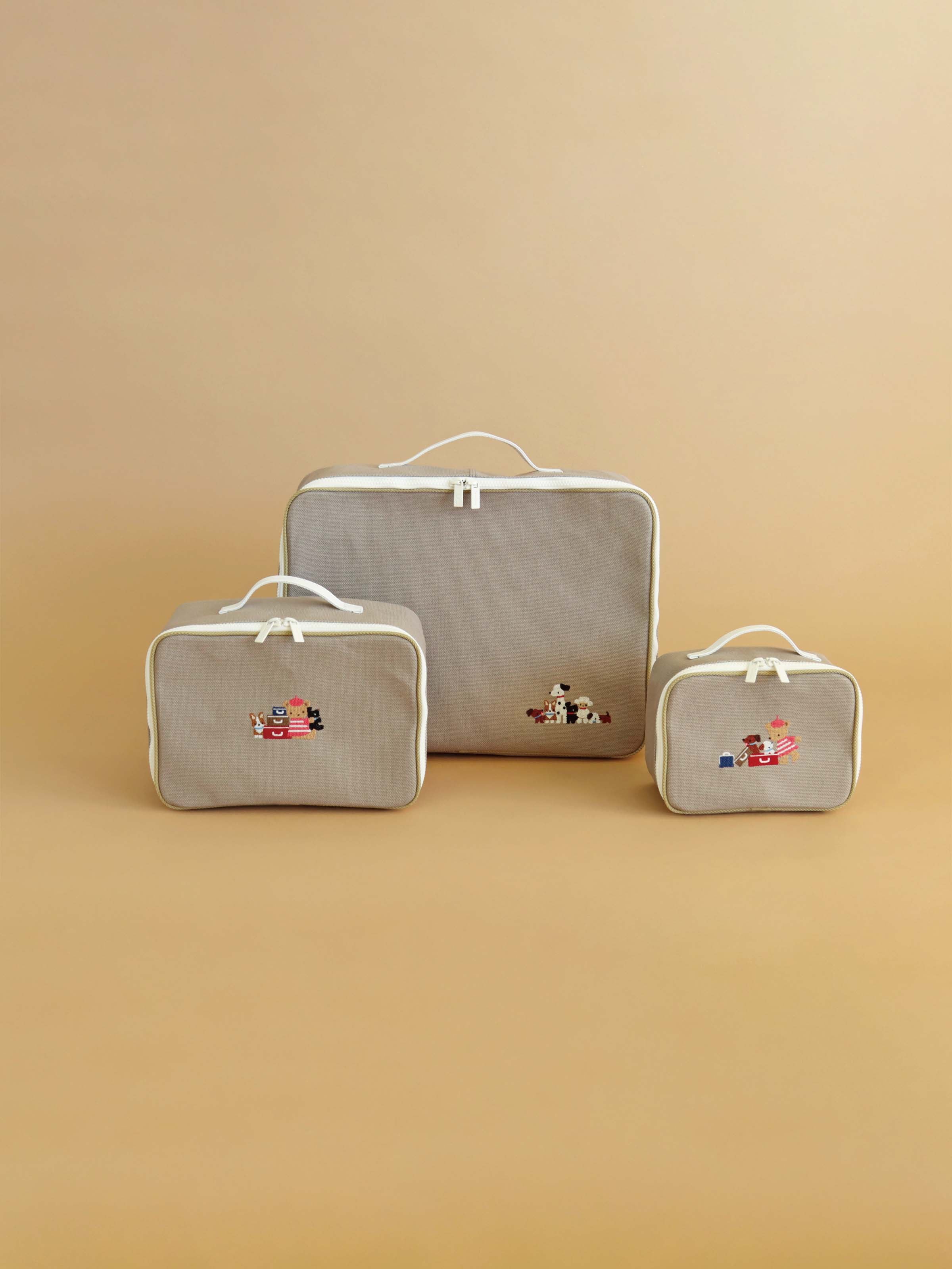 受注販売】カスタマイズバニティケース（S） | ファミリア公式サイト