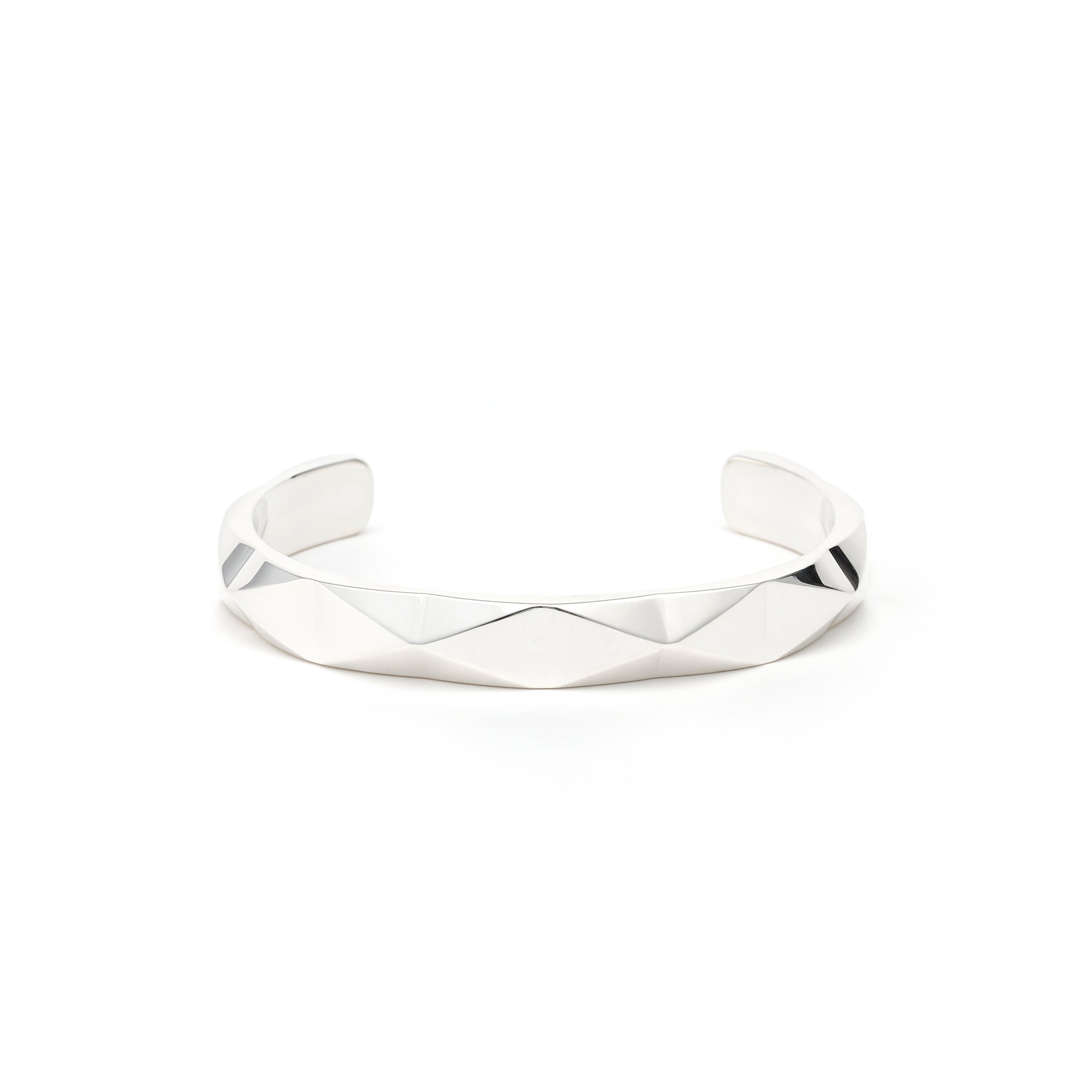 FANTASTIC MAN BANGLE 619