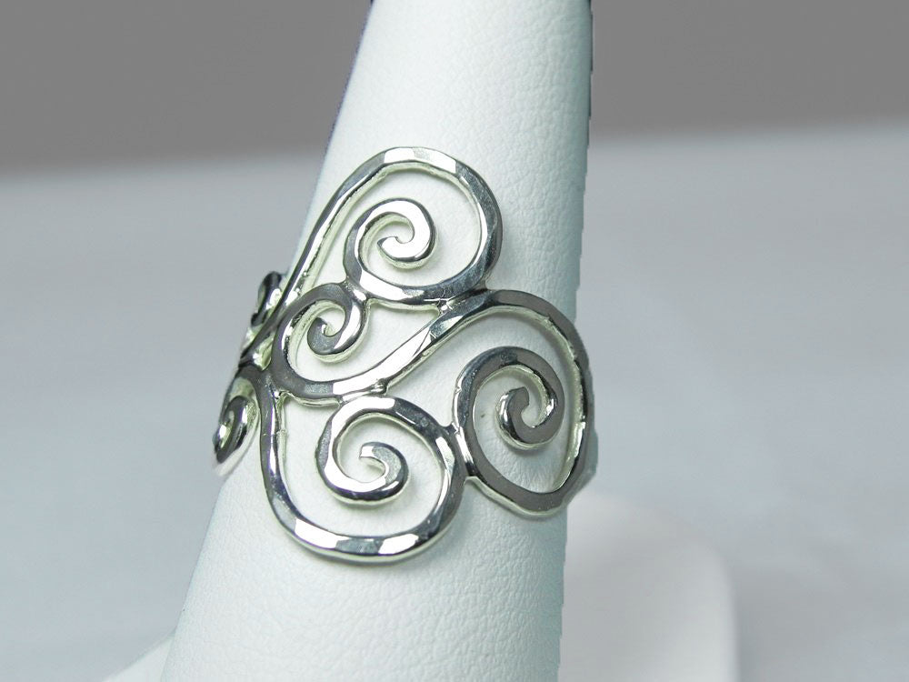 Hammered Swirl Ring Sterling Silver - FantaSea Jewelry